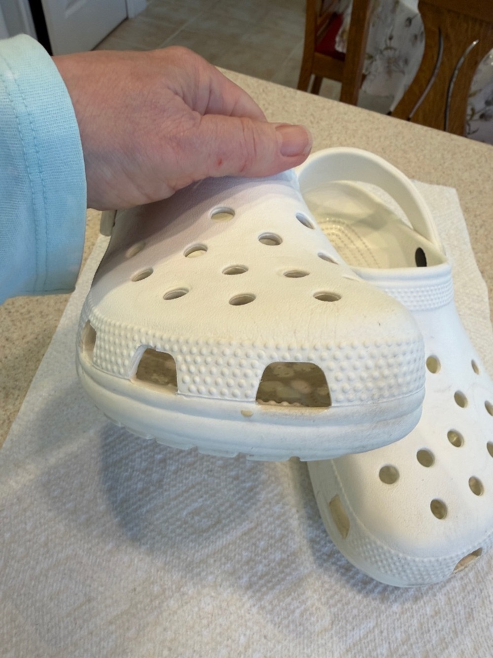 CROCS Adults White Classic Clog Sandals women’s size 7, men’s size 5 - Picture 14 of 14